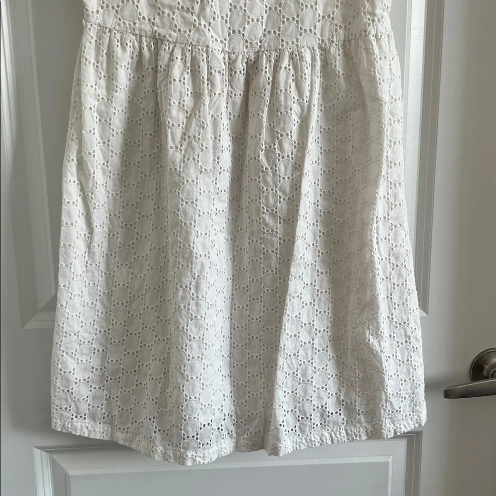 Ellen Tracy White Eyelet Dress 6 - Picture 3 of 7